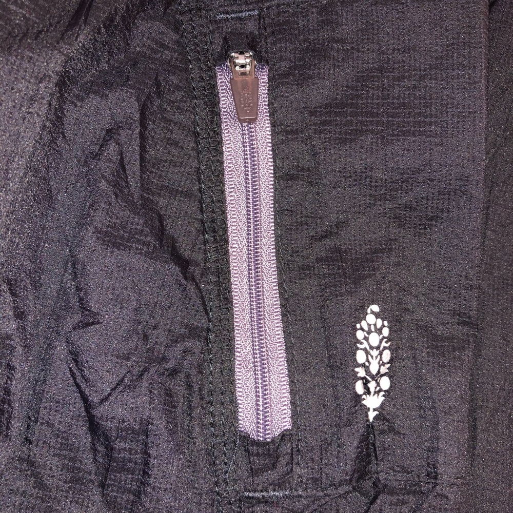 NWOT Great Escape Run windbreaker by FP Movement from Free People in size Medium - Picture 10 of 14